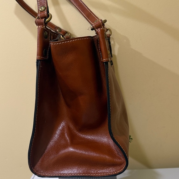 Patricia Nash Total Rich Brown Leather Shoulder Bag Women’s purse Handbag - Picture 8 of 16